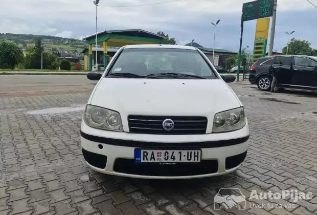 Fiat Punto 1.3 MJET 2004 beli hečbek - autopijac