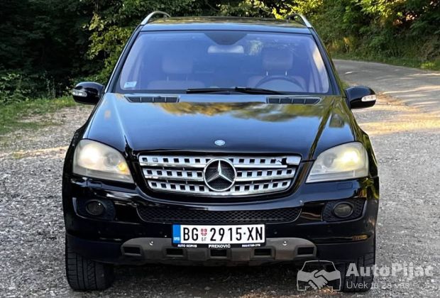 Mercedes Benz ML 320